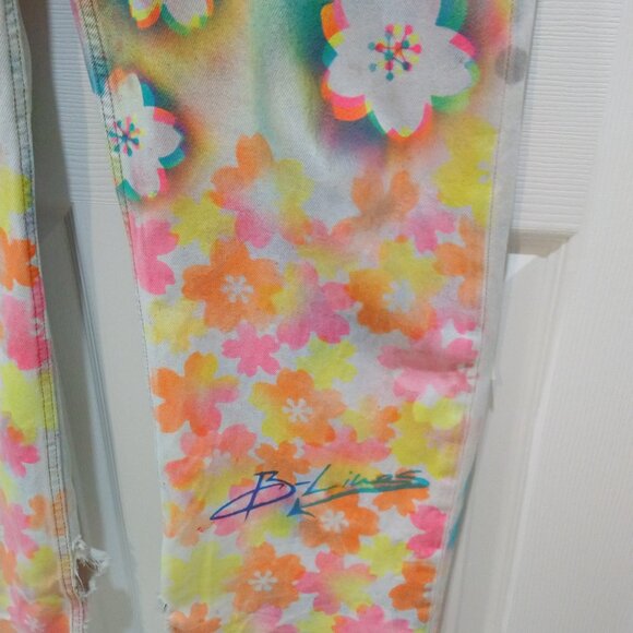 Custom paint job cherry blossom Levi's cross over B-Lines men's jeans - Picture 5 of 13
